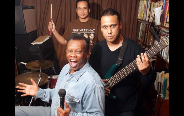 Emmanuel y Juan Francisco aceptan que el gusto roquero les fue inculcado por su padre, Johnny Laboriel.EL UNIVERSAL  /