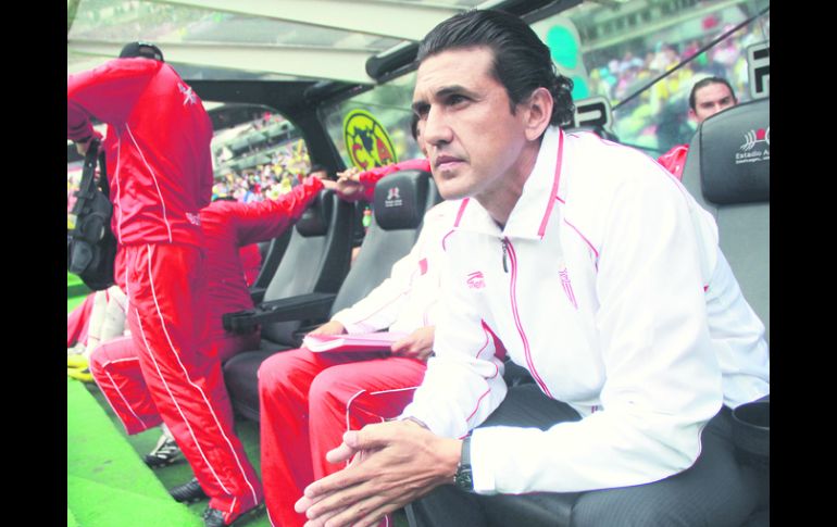 Omar Arellano, ex técnico de los rayos. JAMMMEDIA  /