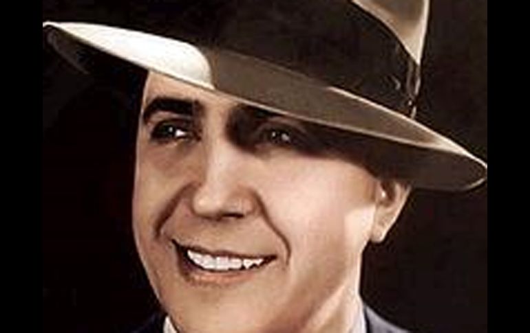 Carlos Gardel, reconocido como ''El Zorzal Criollo''. ESPECIAL  /