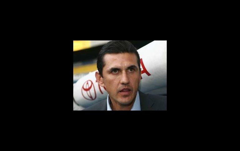 Omar Arellano, nuevo director técnico de los Tiburones del Veracruz. ESPECIAL  /