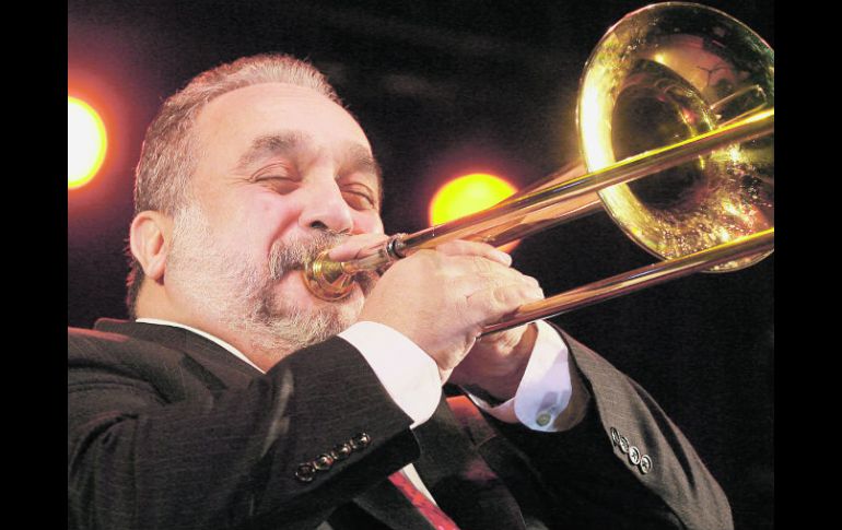 Colón afirma que es inocente, tras ser acusado del plagio de la canción Llegó la banda.A.CAMACHO  /