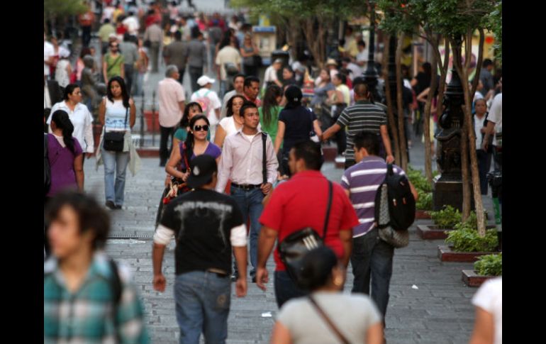 La desurbanización de Guadalajara, entre otras cosas, tiene que ver con la degradación del espacio urbano. A. CAMACHO  /