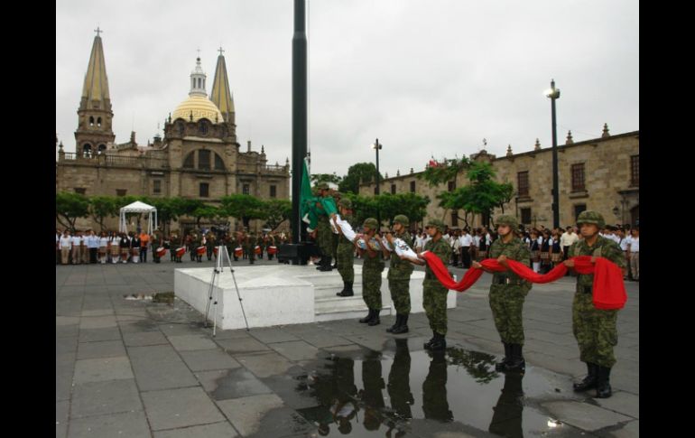 Participaron los 85 centros escolares en la ''Jornada por la Correcta Interpretación del Himno Nacional''. ESPECIAL  /