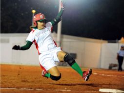 La jugadora Diana Castillo durante su encuentro con Canadá. MEXSPORT  /