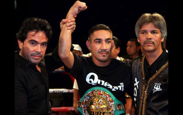 Soto (C) se encuentra en la etapa de acondicionamiento físico a doble sesión. MEXSPORT  /