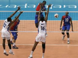 Los isleños dominaron desde el primer set. AP  /