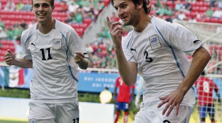 Los costarricences pelearon por llevar el partido a tiempos extra. REUTERS  /