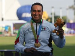 Mendoza ganó también el oro encabezando el 1-2-3 Alejandro Pérez Torres en la prueba de lanzamiento de bala. MEXSPORT  /