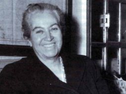 El seudónimo de Gabriela Mistral es un homenaje a los poetas Gabriele D'Annunzio y Frédéric Mistral. ESPECIAL  /