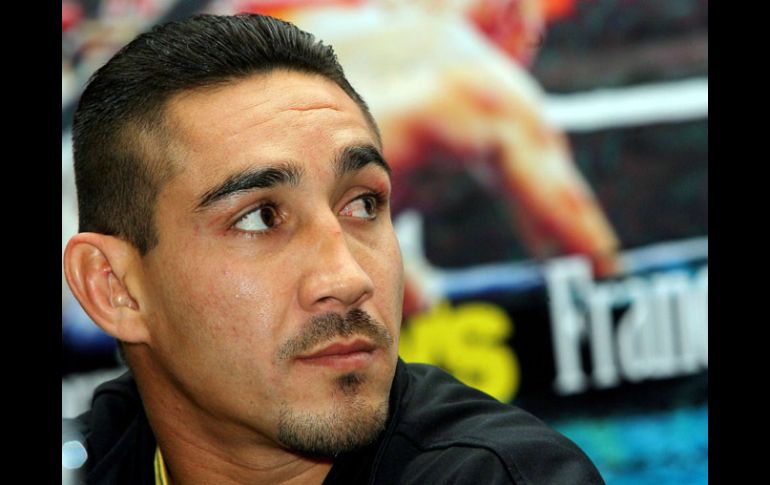 Humberto Soto busca una buena preparación para su próximo combate. MEXSPORT  /