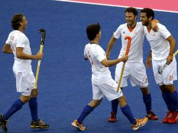 Los holandeses celebran un gol en su último partido de la fase de grupos contra Corea del Sur. AP  /