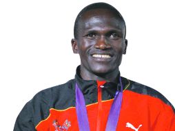 Kiprotich ganó la prueba estelar del atletismo con un tiempo de 2 horas, 8 minutos y 1 segundo. AFP  /