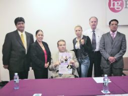 Apuntados. Los organizadores han invitado a muchas figuras del pugilismo nacional.  /