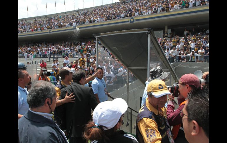 La afición de Pumas ha declarado de manera abierta su rechazo a Mario Carrillo. NTX  /
