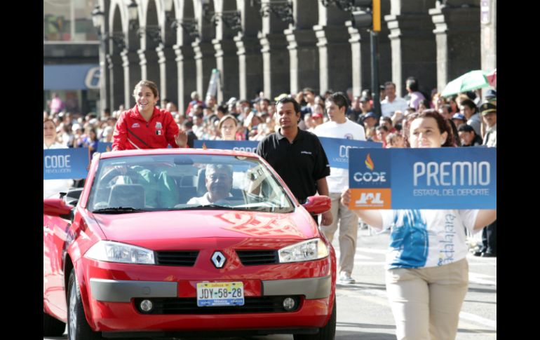 Consideran que los clavadistas no fueron reconocidos de forma justa. En la imagen Ale Orozco durante la entrega del PED.  /