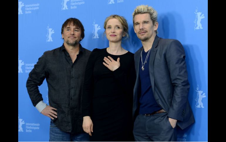 El director Richard Linklater junto a los actores Julie Delpy y Ethan Hawke. AFP /