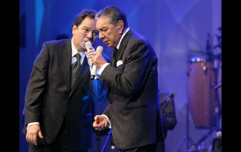 El cantante recordó que ha grabado discos con figuras como María Félix, Angélica María, Jorge ''Coque'' Muñiz, entre otras. ARCHIVO /