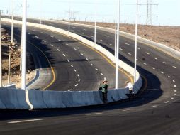 Para la actual administración, las obras en el tramo 5 del periférico aún no están terminadas satisfactoriamente. ARCHIVO /