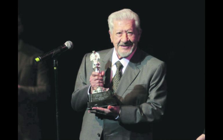 gnacio López Tarso recibió la Diosa de Plata a la Trayectoria; a partir del próximo año la estatuilla a Mejor actor llevará su nombre. NTX /