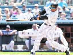 Robinson Canó conectó un imparable en cada uno de sus cuatro turnos al bat en el primer partido de la doble cartelera contra Toronto. AFP /