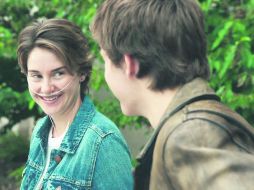 Shailene Woodley y Ansel Elgort vuelven a compartir proyecto, después de haber trabajado juntos en “Divergente”. ESPECIAL /