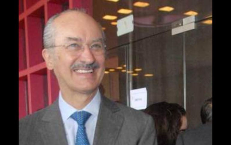 El presidente de Telefónica México, calificó los cambios como 'valientes, ya que han ido muy lejos'. ESPECIAL /