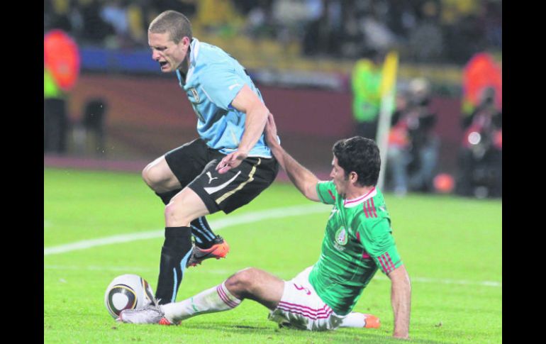 Israel Castro jugó 37 minutos en la derrota frente a la selección uruguaya, el último cotejo de México en la fase de grupos. MEXSPORT /