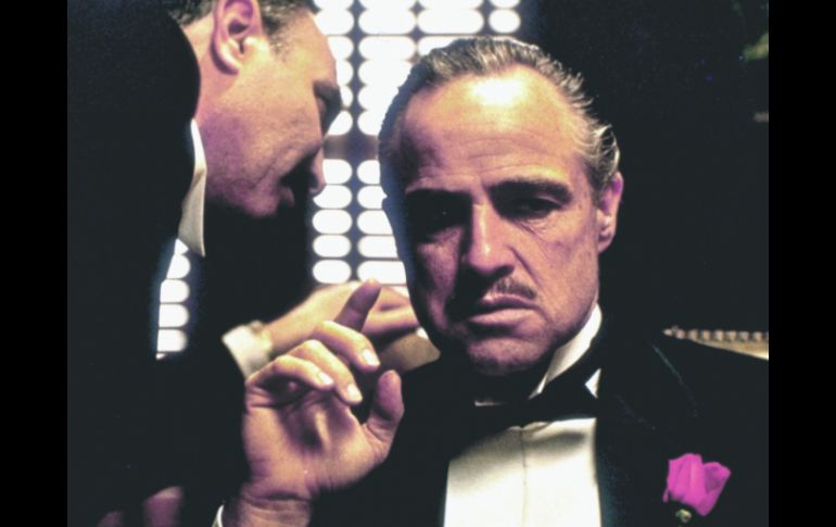 El gran papel. Marlon Brando tenía 47 años cuando interpretó a Vito Corleone, el personaje que lo llevó a ganar y rechazar un Oscar. ESPECIAL /