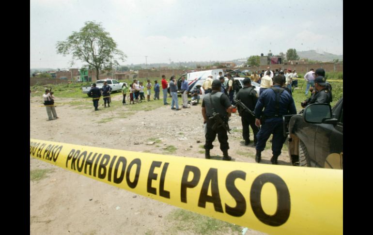 Dos sujetos deciden arreglar sus problemas a balazos, pero ambos fallecen. ARCHIVO /