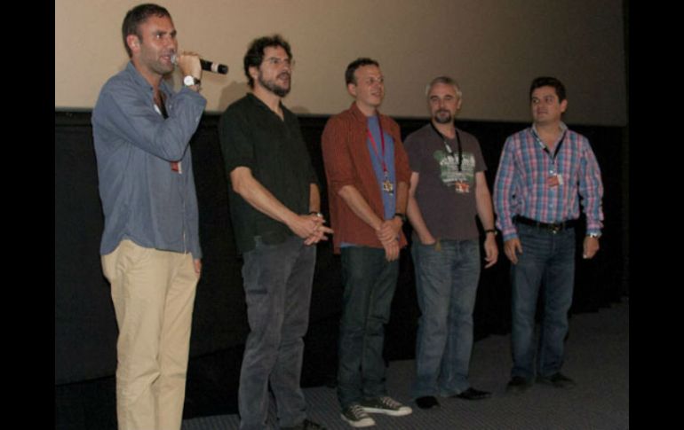 Álvaro Curiel, Carlos Cuarón, Amat Escalante, Michael Rowe y Luis Ángel Ramírez. ESPECIAL / moreliafilmfest.com