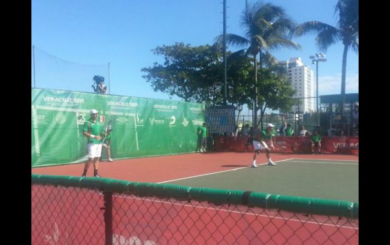 Santiago González y César 'Tiburón' Ramírez pierden la final ante Colombia. TWITTER / @CONADE