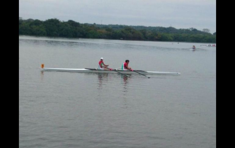 Analicia Ramírez y Guadalupe García logran registro de 7:01.67. TWITTER / @CONADE