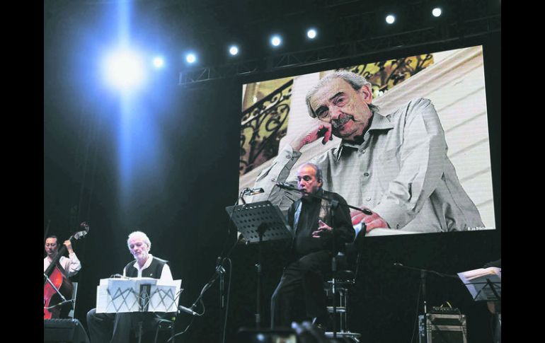 Música y poesía. El Foro FIL vivió ayer uno de los momentos más emotivos en lo que va de la Feria. EL INFORMADOR / E. Barrera