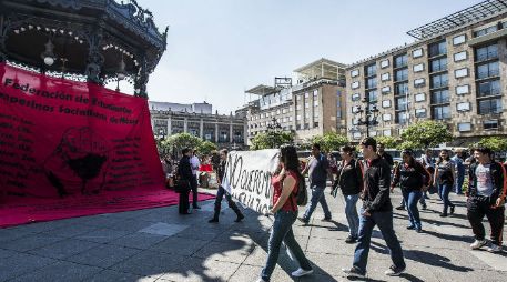 Entre los acuerdos tomados, se establece que la Secretaría de Educación rehabilitará el edificio que alberga la escuela. EL INFORMADOR / ARCHIVO