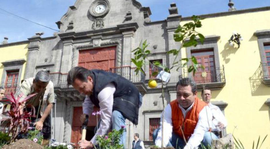 Lemus destaca que la gente ya está cansada de partidos como el PRI, PAN y PRD. TWITTER / @PabloLemusN