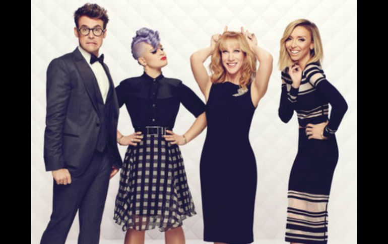 El programa tuvo recientemente las bajas de Kelly Osbourne (2i) y Kathy Griffin (2d). ESPECIAL / eonline.com