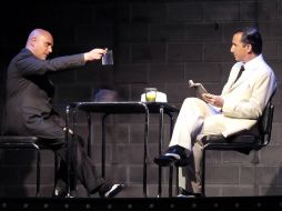 Héctor Suárez Gomís y Pluitarco Haza, duelo de actuaciones en el Teatro Diana. NTX / B. Moncada