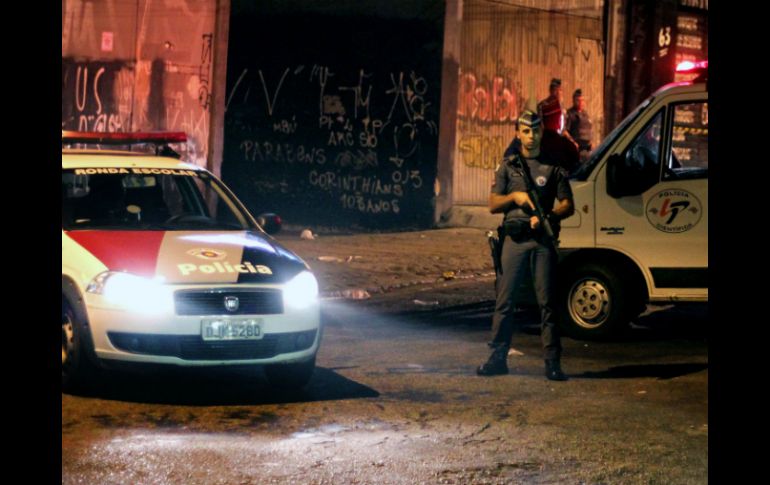 Las autoridades dicen que el comando actúa dentro y fuera de las prisiones de Sao Paulo. AFP / ARCHIVO