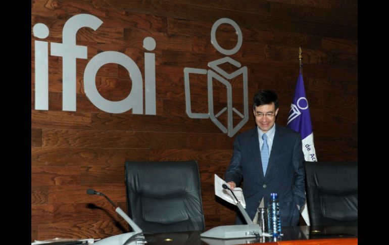 El pleno revoca la respuesta de Nafin y le instruyó indicar al particular el número de fideicomiso. NTX / ARCHIVO