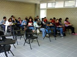 Diez alumnas y alumnos de una escuela preparatoria resultaron agraviados por la revisión arbitraria. EL INFORMADOR / ARCHIVO