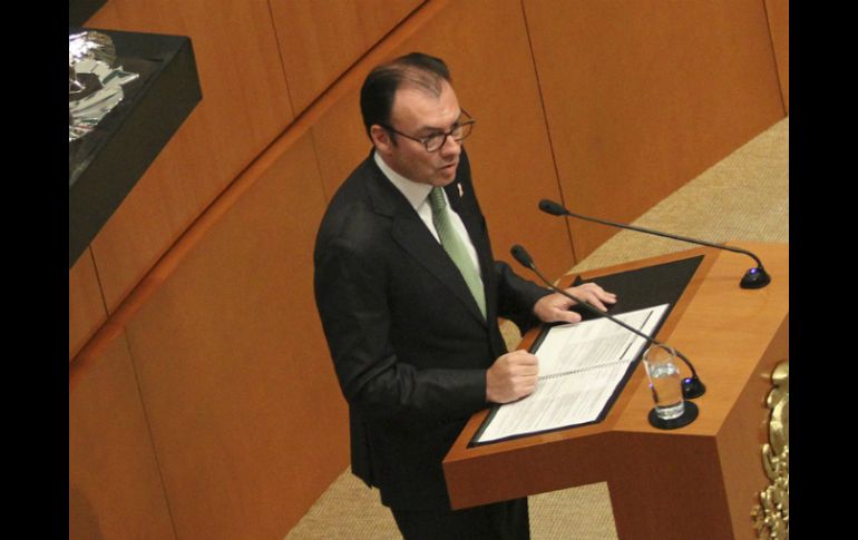 Videgaray durante su comparecencia ante el pleno del Senado de la República. NTX / J. González