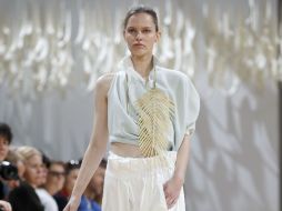 Los looks boho con detalles étnicos definitivamente no podrán faltar en el guardarropa. EFE / Y. Valat