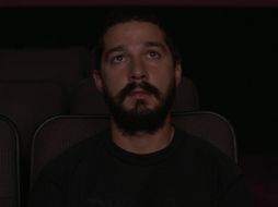 Shia LaBeaof disfruta, o tal vez no, de todas las películas en las que ha tenido alguna aparición. TWITTER / @thecampaignbook