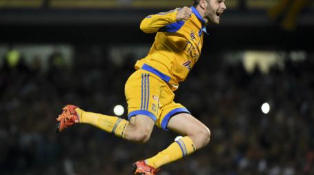 André-Pierre Gignac anotó 16 goles en 21 juegos en su primer torneo en México. AFP / Y. Cortez