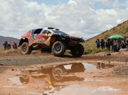 Sebastien Loeb marca el paso con ocho minutos de ventaja. EFE / N. Aguilera