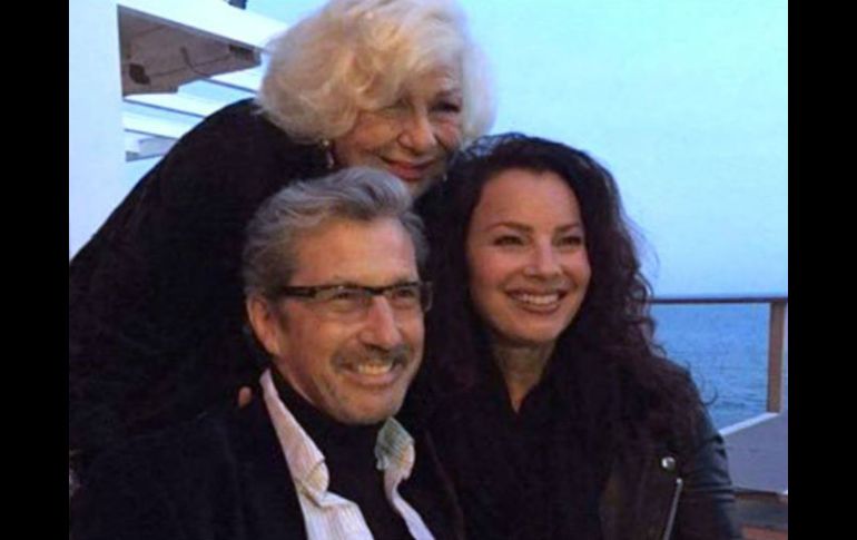 ''¡Una noche con la suegra! ¡Feliz cumpleaños Renée!'', escribió Shaughnessy. FACEBOOK / Charles Shaughnessy