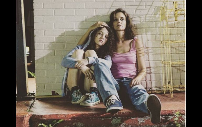 La cinta relata la historia de Rita y su hija, quienes se encuentran sin dinero, sin familia y sin amigos. INSTAGRAM / @katieholmes212