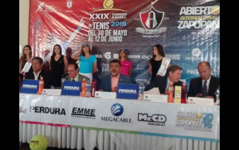 El consejo de directores de clubes Atlas, durante la presentación del Torneo Anual de Tenis y el Abierto Internacional de Tenis. EL INFORMADOR / J. Robles