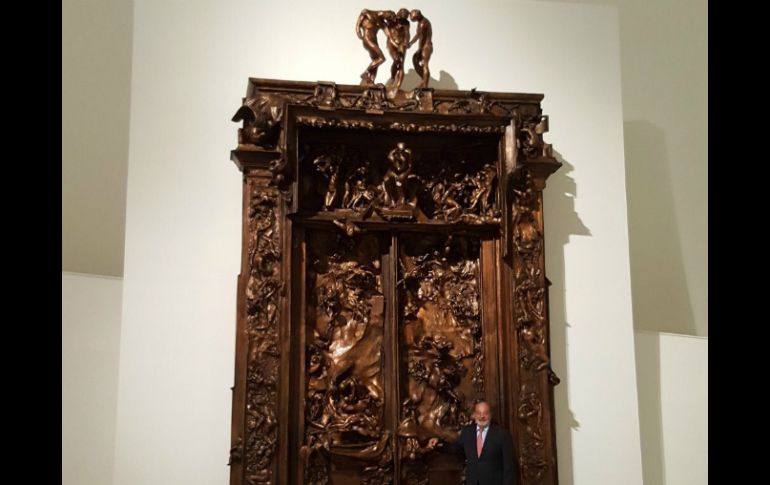 Sólo 6 países tiene 'La Puerta Del Infierno' de Rodin, uno de ellos es México, asegura Slim. TWITTER / @Fund_CarlosSlim