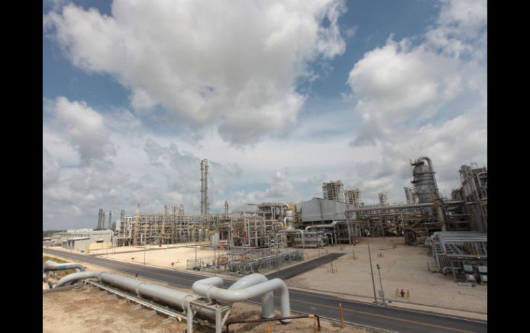 En la planta se invirtieron 5,200 millones de dólares. EFE / S. Gutiérrez